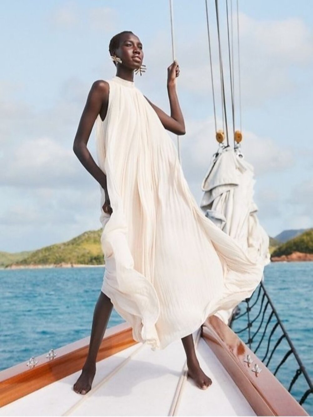 NWT Banana Republic Radiant Maxi in Vanilla Cream Ivory Pleated Chiffon Dress S